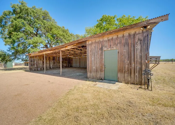 Secluded Blanco Home W/ Private River Access!