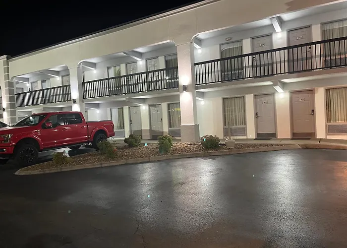 Super 8 By Wyndham Knoxville West/Farragut