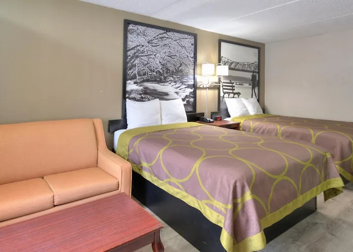 Super 8 By Wyndham Knoxville West/Farragut