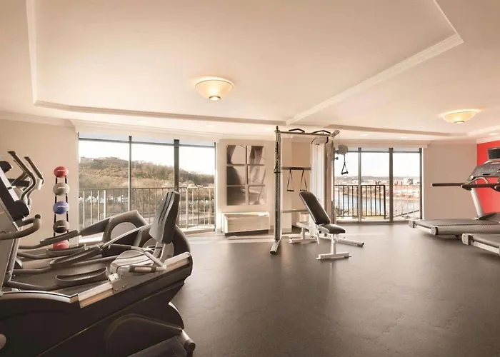 Radisson Hotel Cincinnati Riverfront