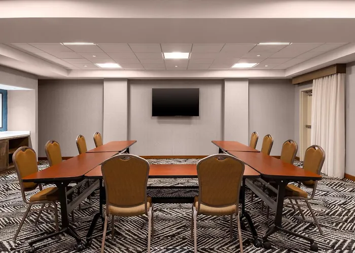 Hyatt Place Chantilly Dulles Airport South