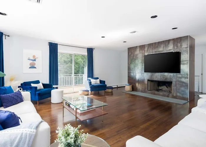 Beachwood Cove By Rove Travel - 3Br With Heated Pool
