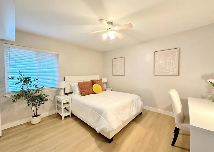 Relaxing 3-Room Apartment With Yard Pool, Near Santana Row-No Party-