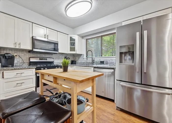 Cozy 3Br 2Ba Home Near Avalon Downtown Alpharetta