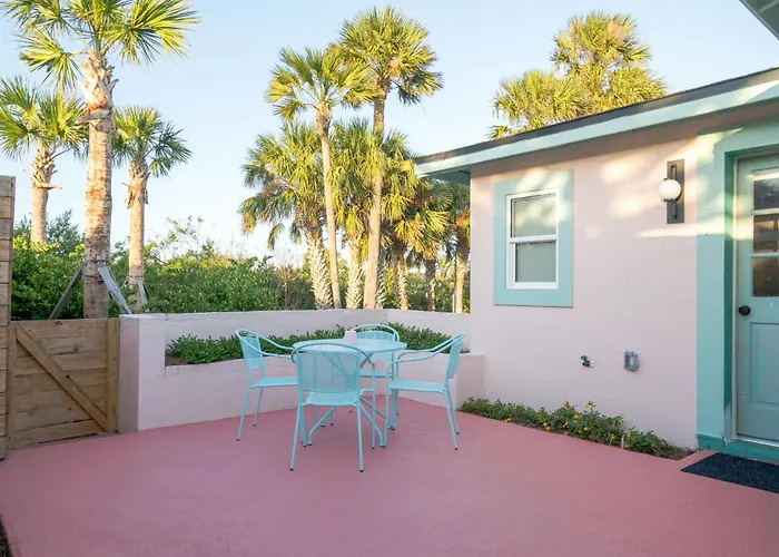 Haley'S Court Boutique Motel