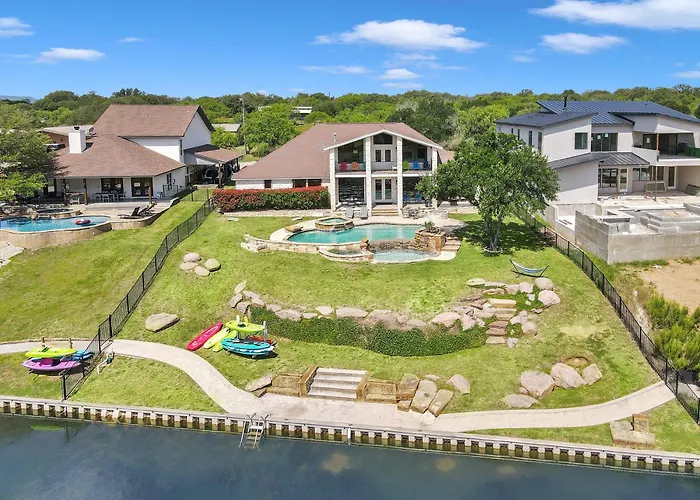 Waterfront House On Lake Lbj Cove And Concierge Services