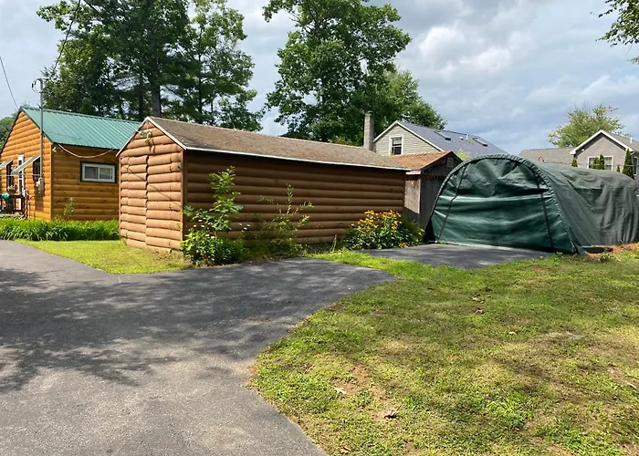 Adirondack Waterfront Cabin Upper Hudson Tributary