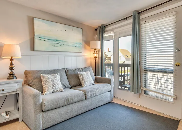 'Beachfront 14' Condo On Old Orchard Beach