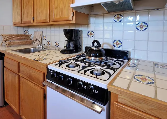 Casita Bee, Private Retreat In Santa Fe