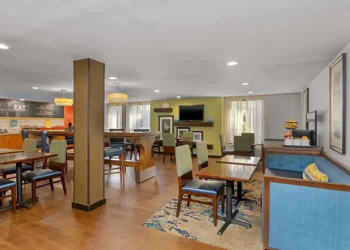 Hampton Inn By Hilton Milford