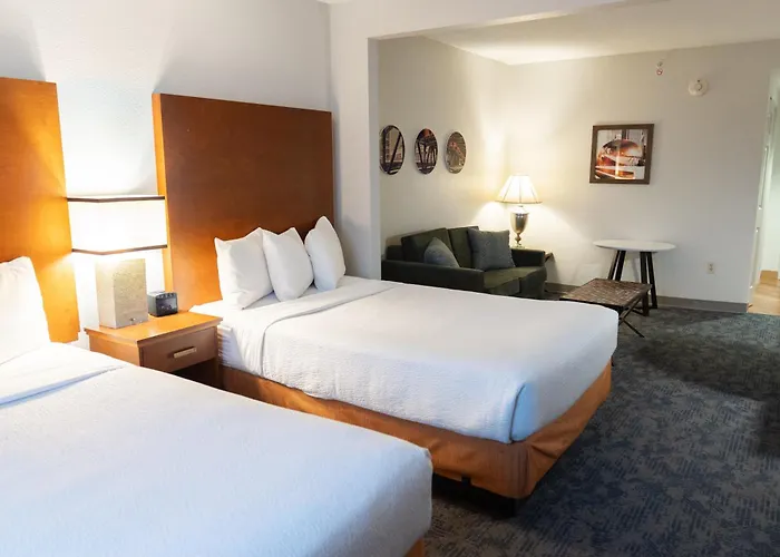 La Quinta By Wyndham Bannockburn-Deerfield