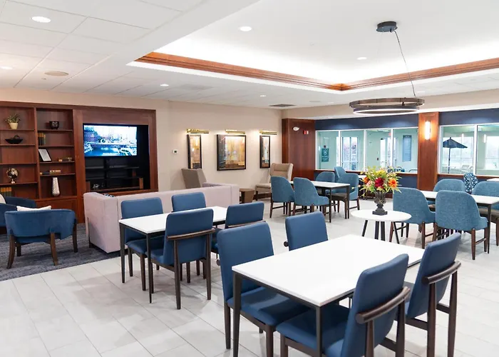 La Quinta By Wyndham Bannockburn-Deerfield