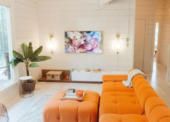 70S Retro Retreat Nevada City