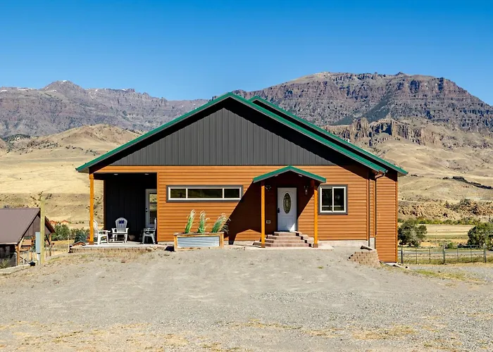 The Yellowstone- Soak In Panoramic Views, Wapiti Cabin, Dogs Ok