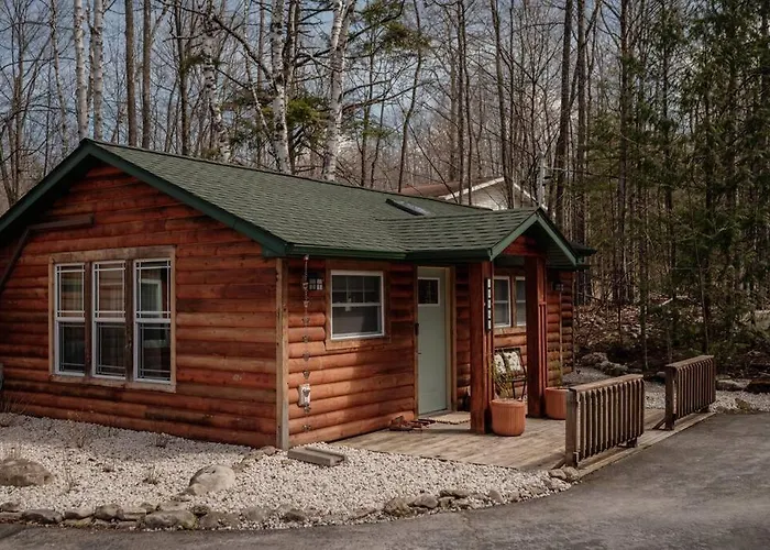 Cozy Birch Cabin Retreat -Mins To Sisterbay Marina