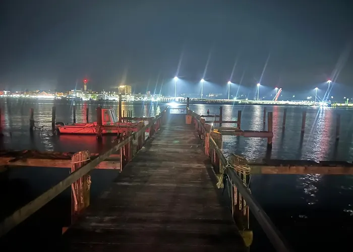 Thames Inn And Marina