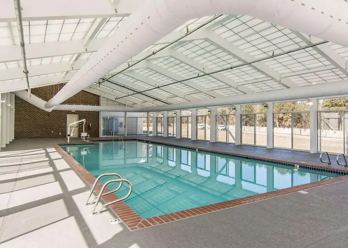 Bluegreen Vacations Patrick Henry Square, An Ascend Collection Resort