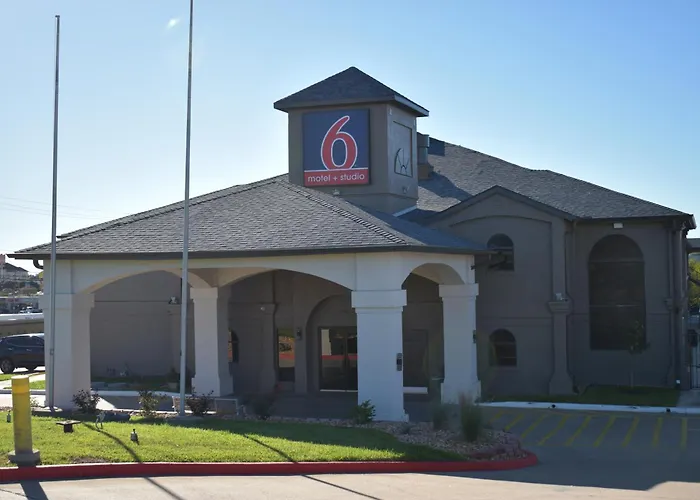 Motel 6-Brenham, Tx
