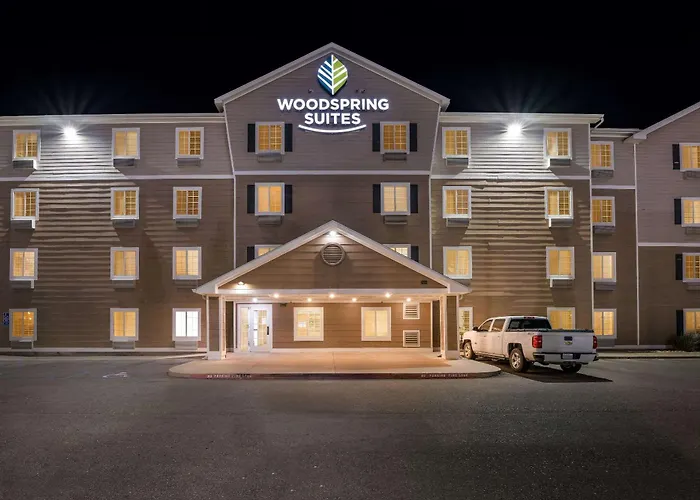 Woodspring Suites Hobbs