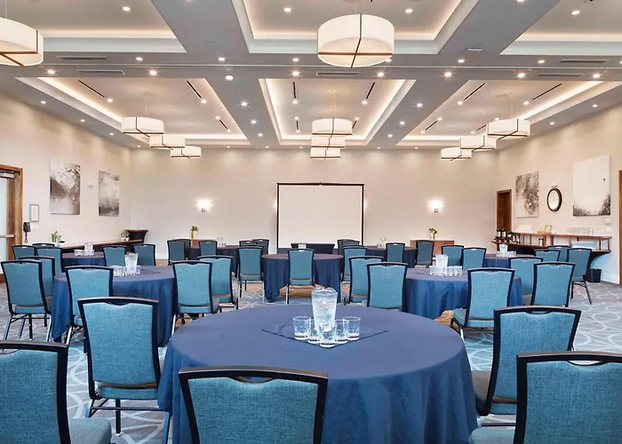 Sandman Signature Plano-Frisco Hotel