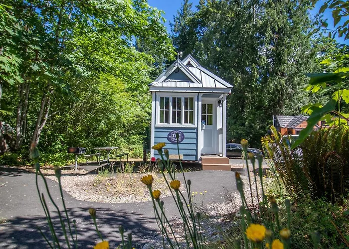 Mt Hood Tiny House Village