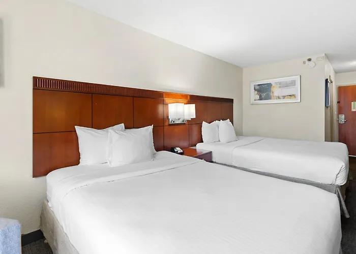 88 Palms Hotel & Event Center