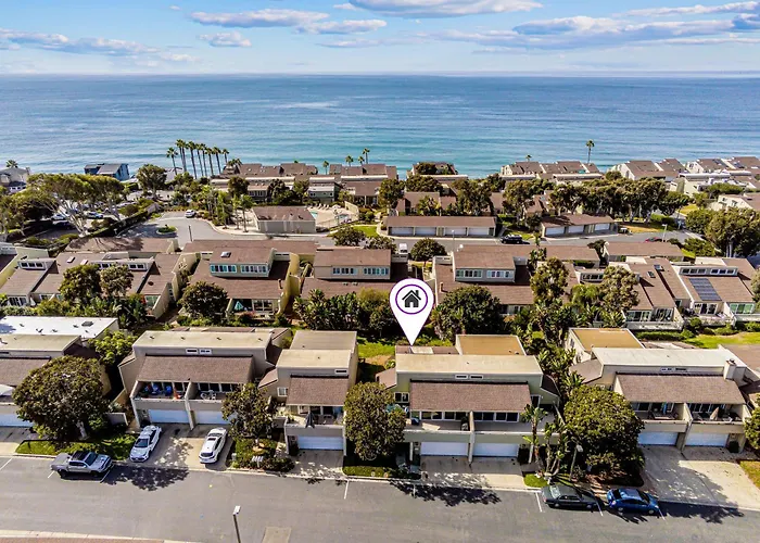 Encinitas Paradise | Seabluffe Gated Community W/ Beach Access