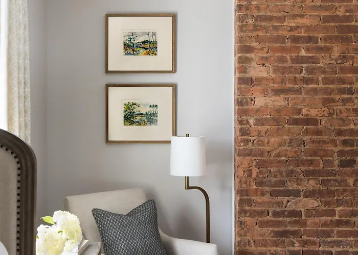 1313 West Luxury Boutique Hotel