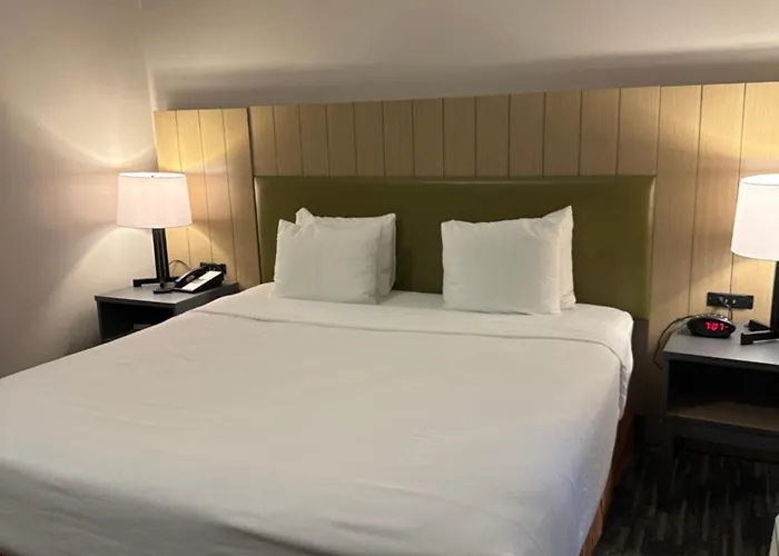 Country Inn & Suites By Radisson, Elgin, Il
