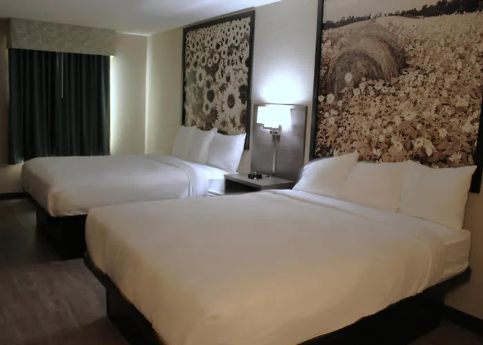 Boarders Inn And Suites By Cobblestone Lamar Missouri