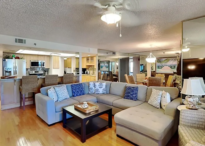 Oceanfront Penthouse 11B