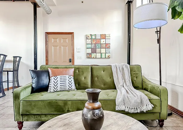 Sleepover 2Bd 1Ba Condos Downtown Springfield