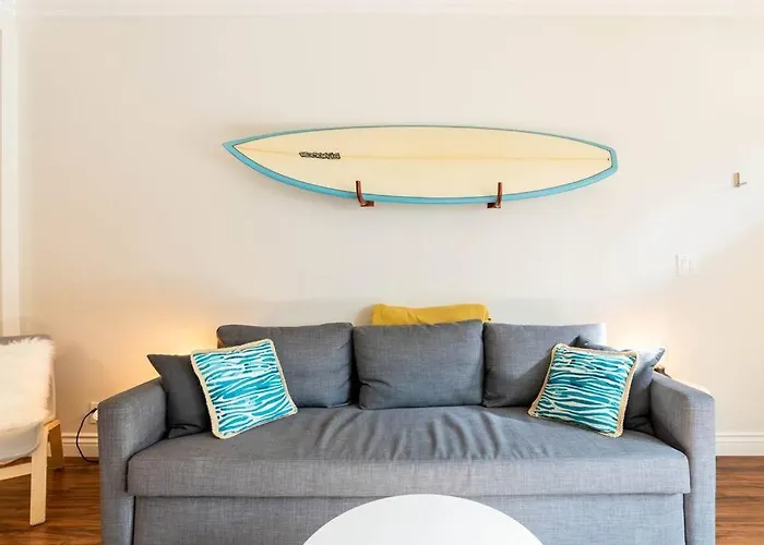 Beach Retreat Main Street Surf City