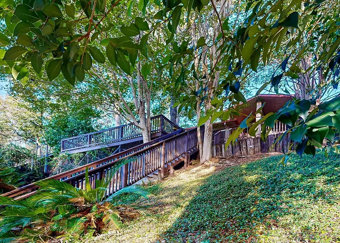 Wasser Lodge #104 - River St.