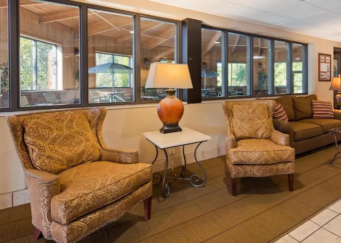 Best Western Plus Caldwell Inn