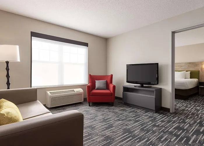 Country Inn & Suites By Radisson, St Cloud East, Mn