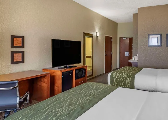 Comfort Inn & Suites