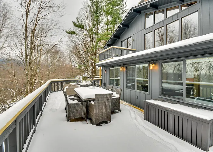 6 Mi To Skiing! Hot Tub Hideaway In Seven Devils