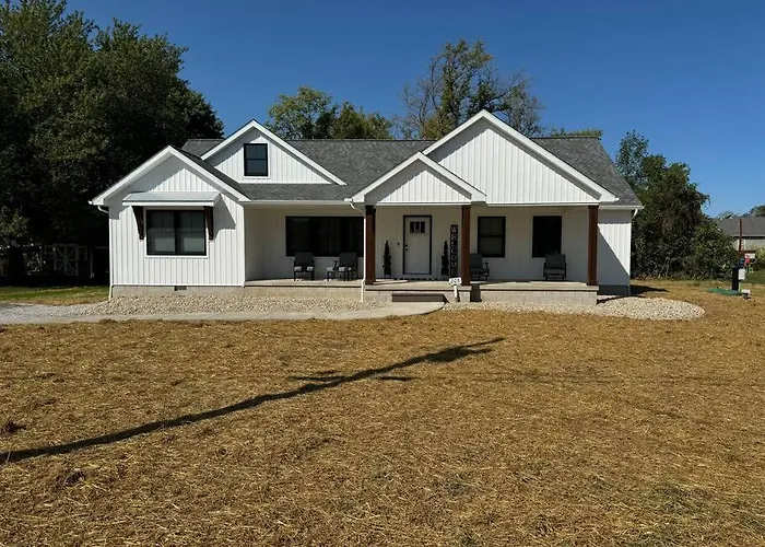 Beck Lake House