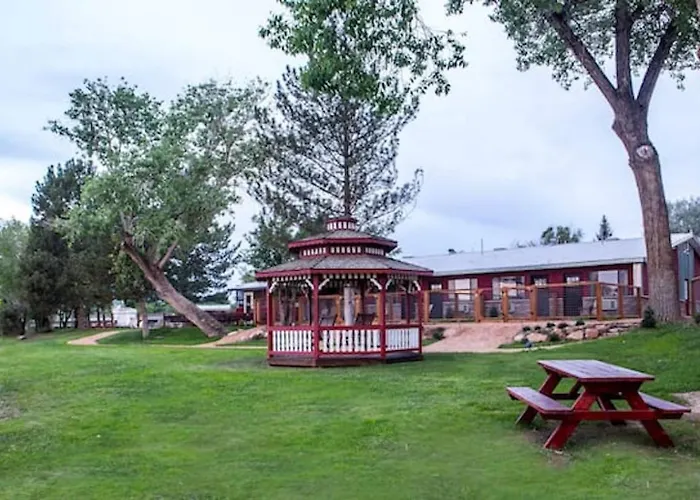 Riverwood Resort On The Gunnison