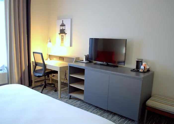 Country Inn & Suites By Radisson, Port Clinton, Oh