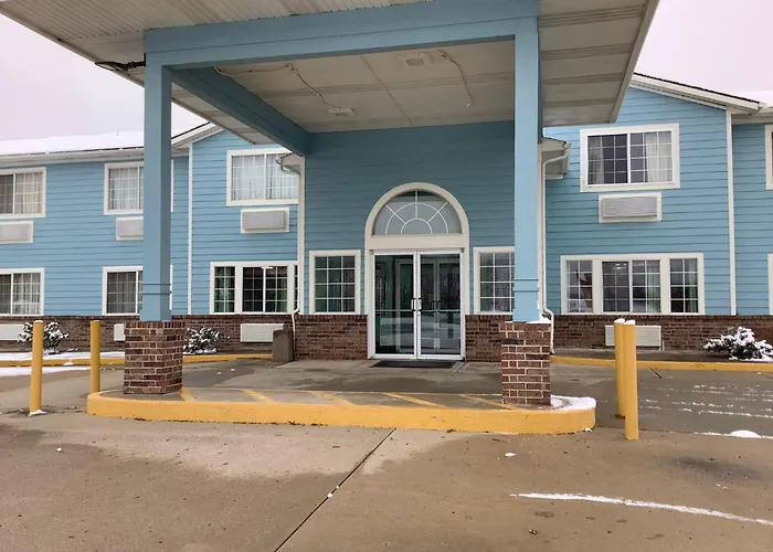 Super 8 By Wyndham Riverside/Kansas City