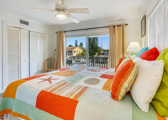 Sunset Villas 1