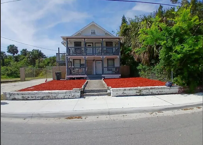 Large Studio1 Bedroom Or 2 Bedroom Apartment Nr Ocean Center Main St Walk To Beach