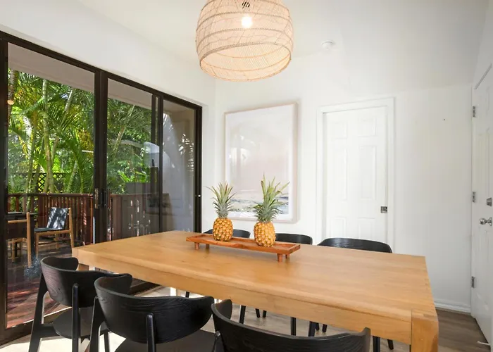 Residences At Napili Bay Ocean View 3 Bedroom Steps To Beach Complimentary Car With 6 Nights Npg-C11 By Kbm