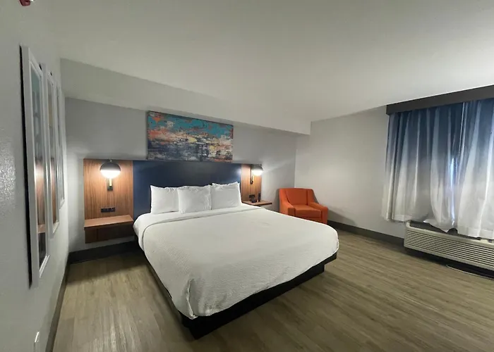 La Quinta By Wyndham Birmingham Homewood