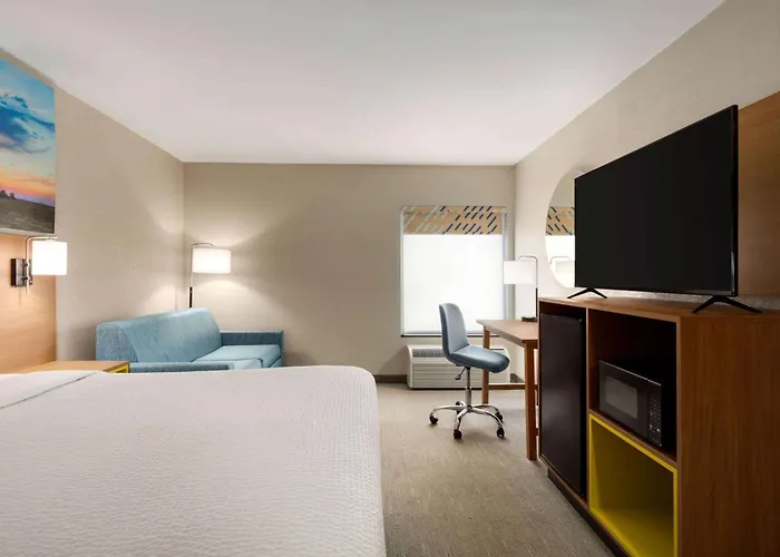Days Inn By Wyndham Hillsboro