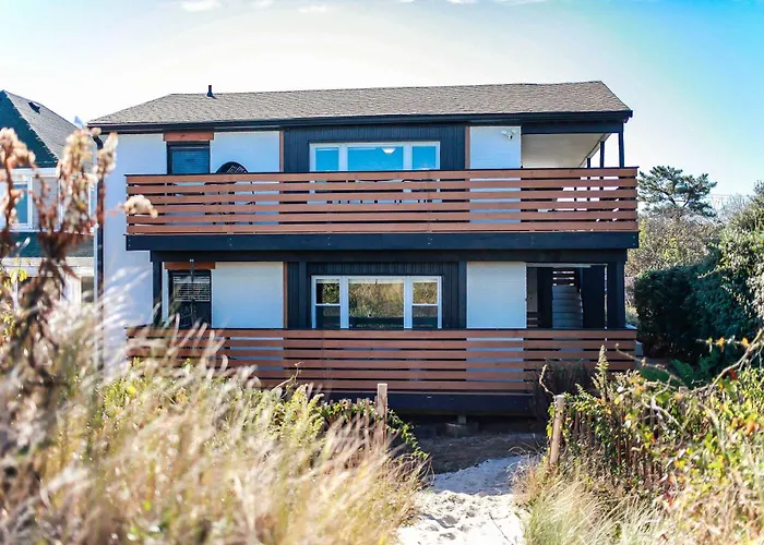 1866 Eov Beach Suite