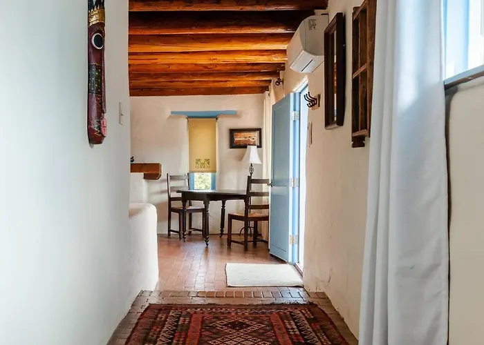 Casita Azul: Cozy Historic Adobe Retreat In Santa Fe