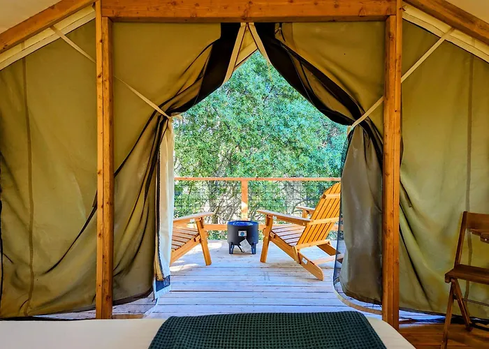 Wildhaven Yosemite Glamping